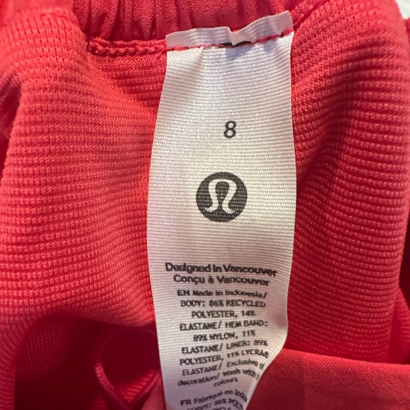 Lululemon Hotty Hot 2.5” 🎁NWT🎁 Glazed Pink color lined - Picture 6 of 6